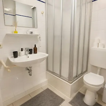 Apartments Luebeck 3*